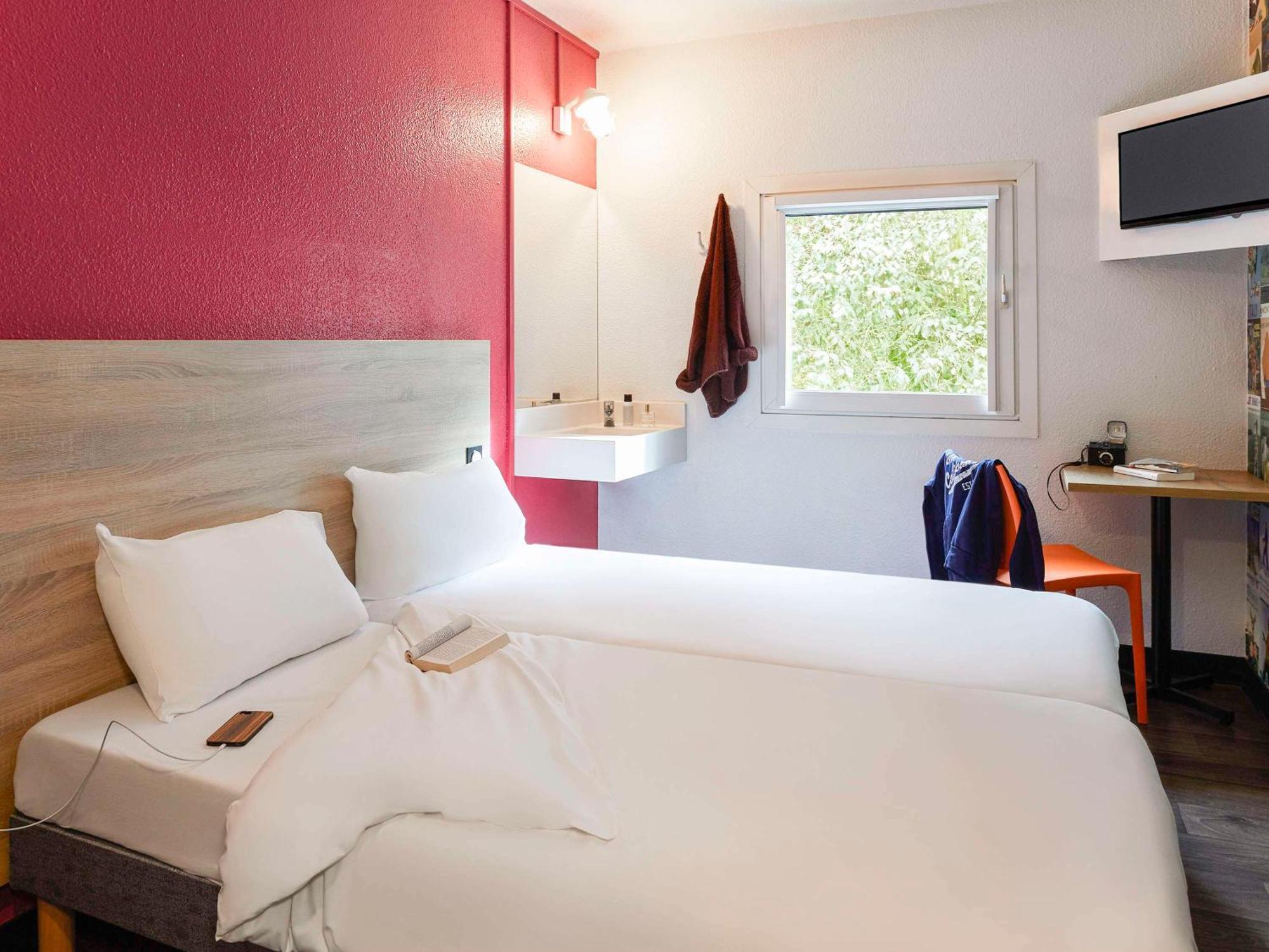 Hotelf1 Toulouse Ramonville Екстер'єр фото
