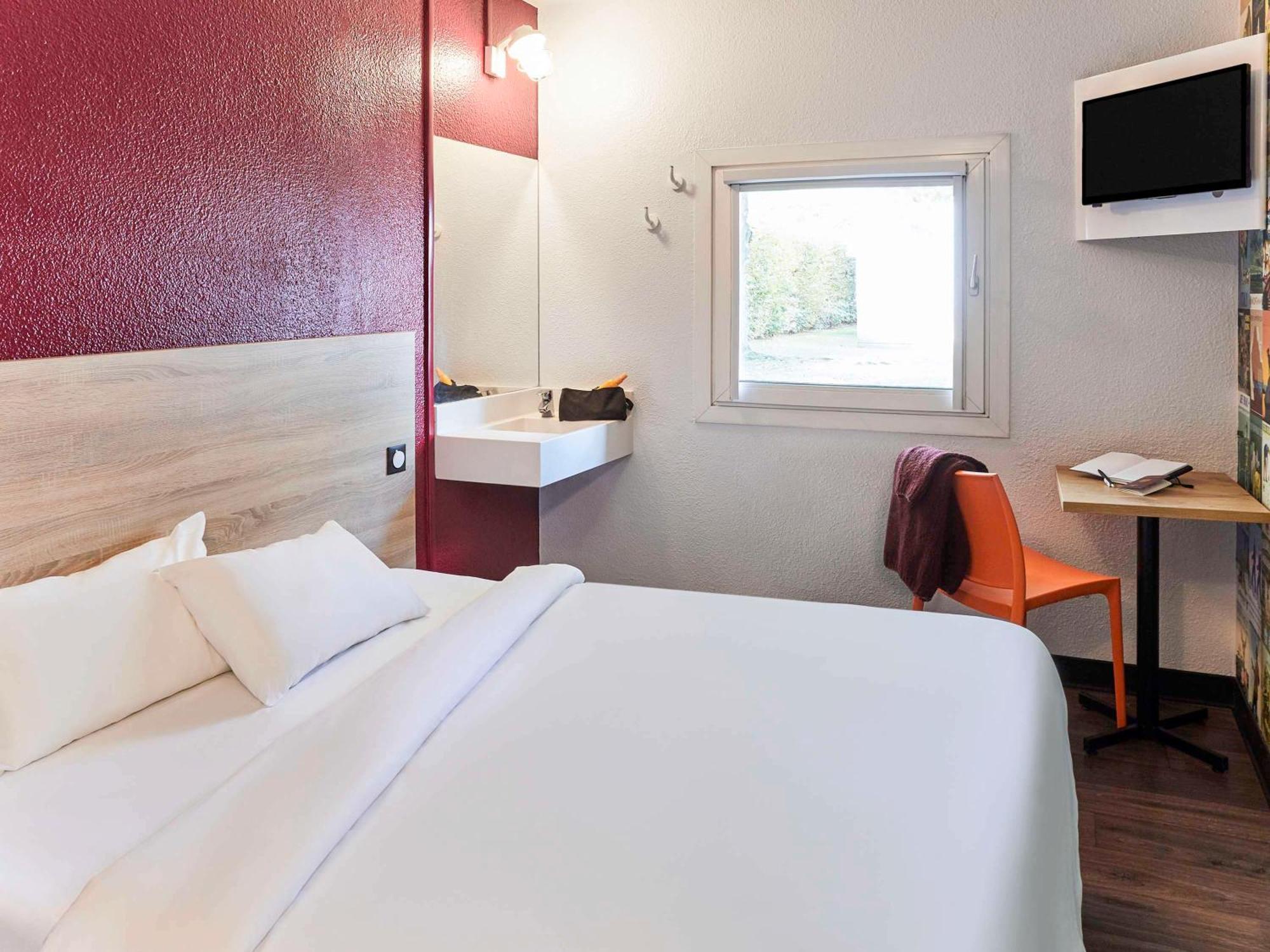 Hotelf1 Toulouse Ramonville Екстер'єр фото